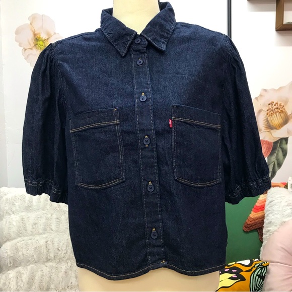 Levi's Tops - LEVIS jean crop top!!!